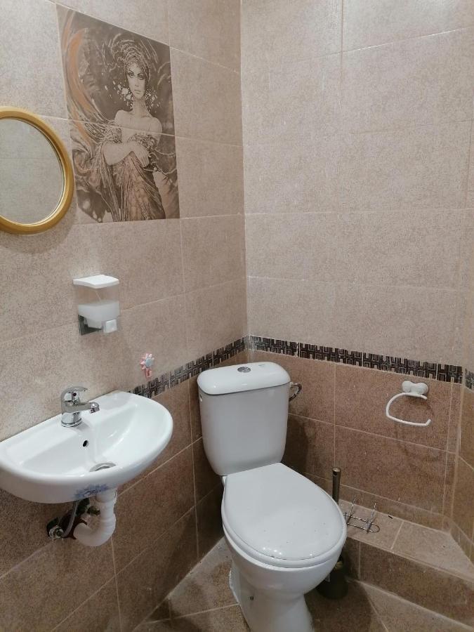 Лилянината Къща Villa Kalofer Ngoại thất bức ảnh
