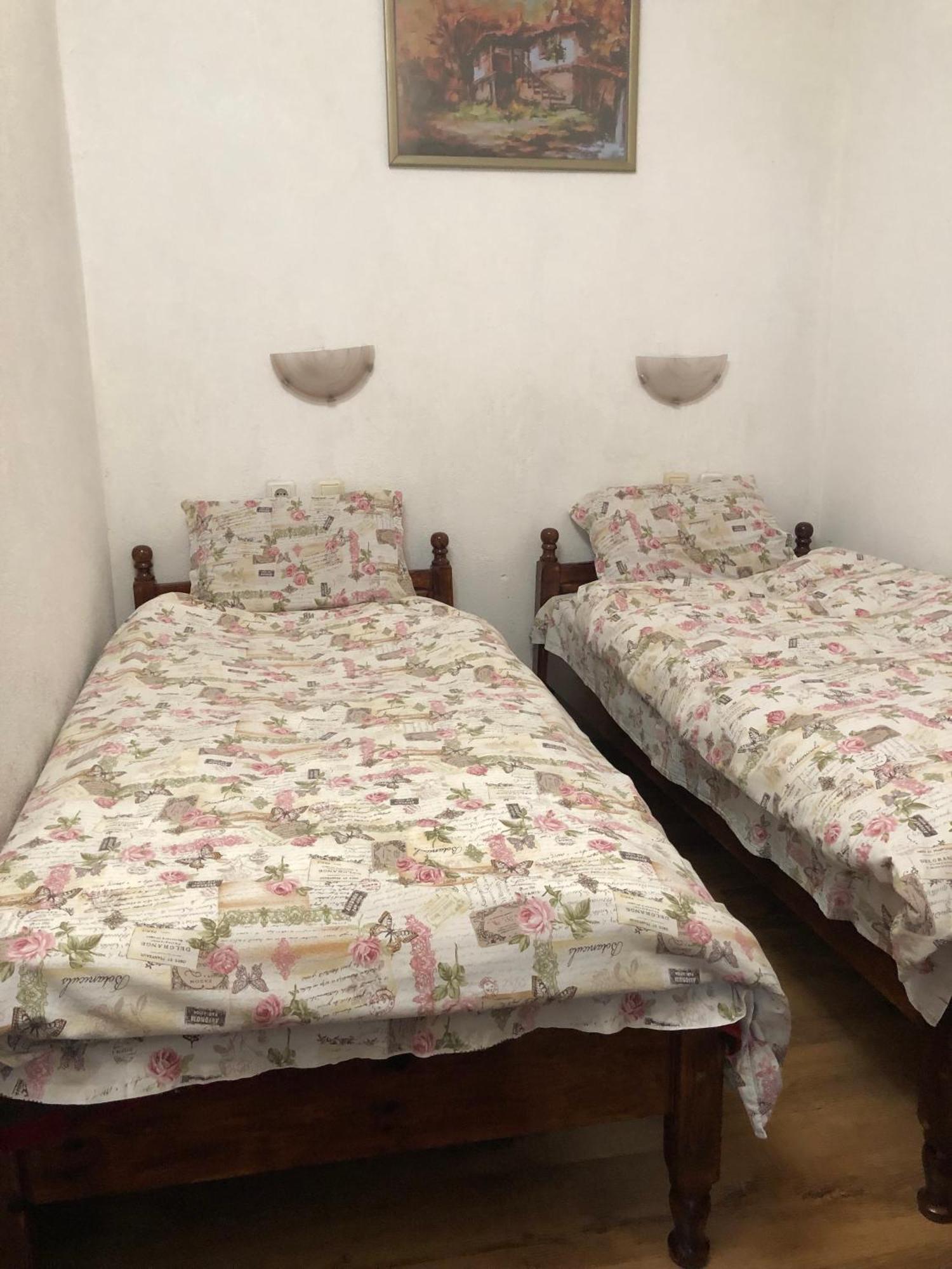 Лилянината Къща Villa Kalofer Ngoại thất bức ảnh